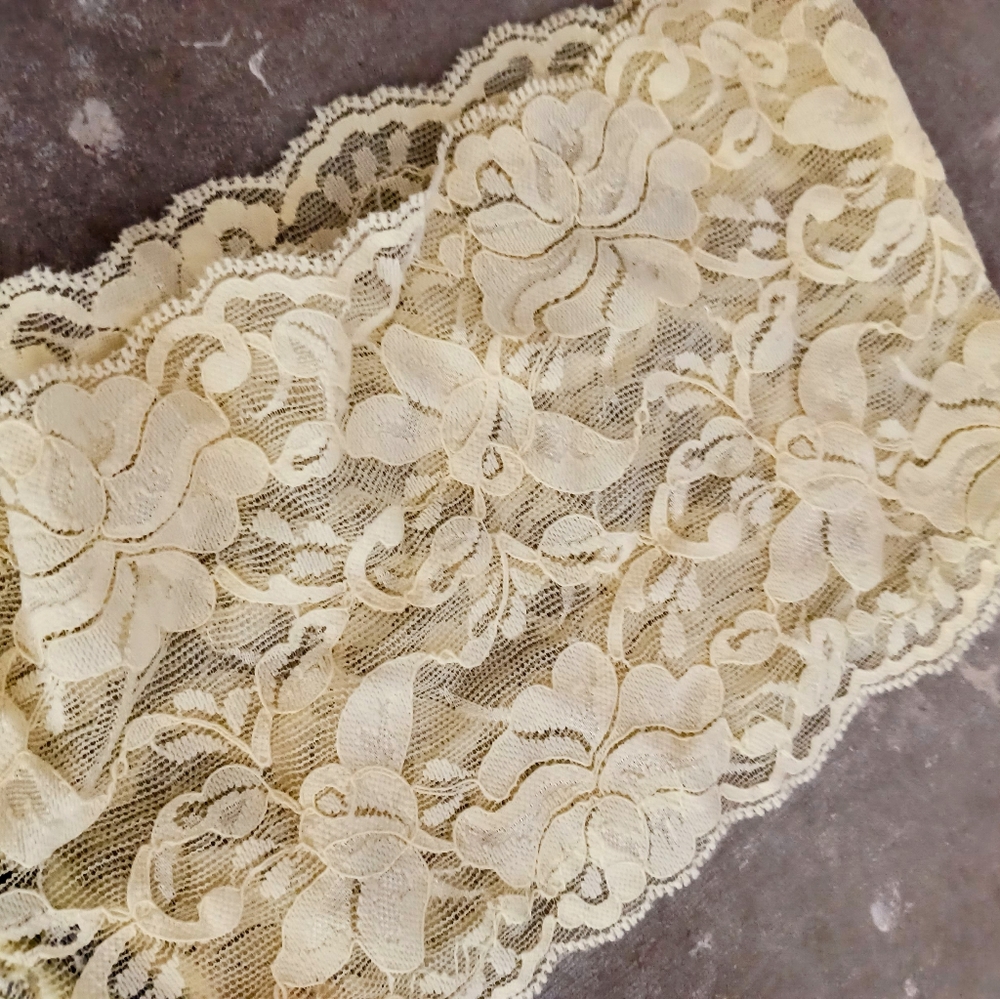 Secret Treasures Yellow Lace Panties size 8